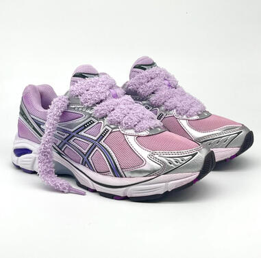 Asics Pinky Fluffy 219€